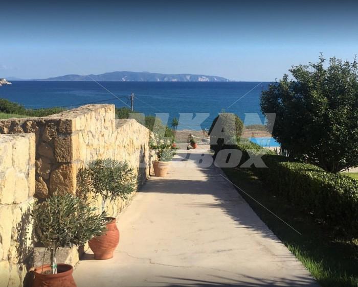 holiday in Season Villas
