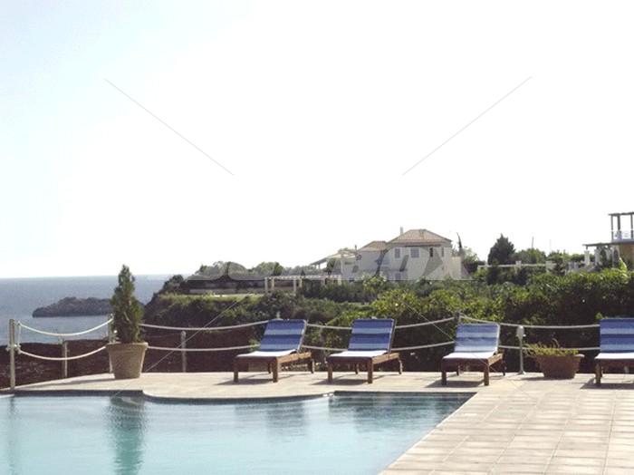 holiday in Season Villas