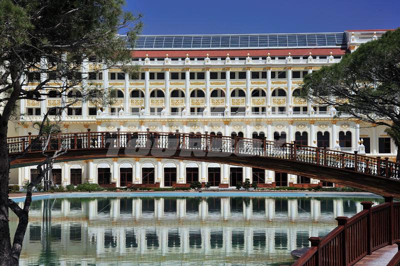 почивка в Titanic Mardan Palace