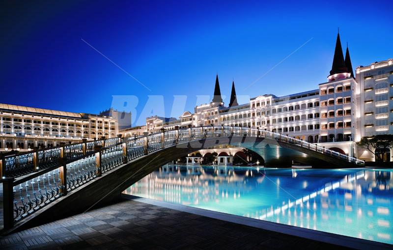 почивка в Titanic Mardan Palace
