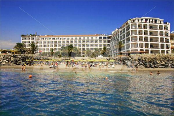 почивка в Hilton Giardini Naxos