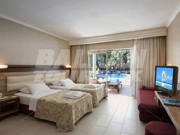 почивка в Sueno Hotels Beach Side