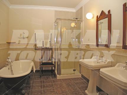 holiday in Abbeyglen Castle
