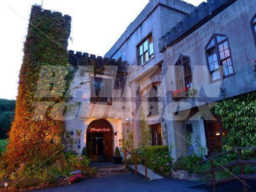 holiday in Abbeyglen Castle