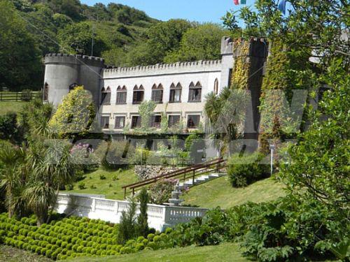 holiday in Abbeyglen Castle