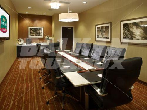 почивка в Courtyard by Marriott Pittsburgh Airport Settlers Ridge