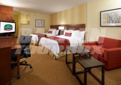 почивка в Courtyard by Marriott Pittsburgh Airport Settlers Ridge
