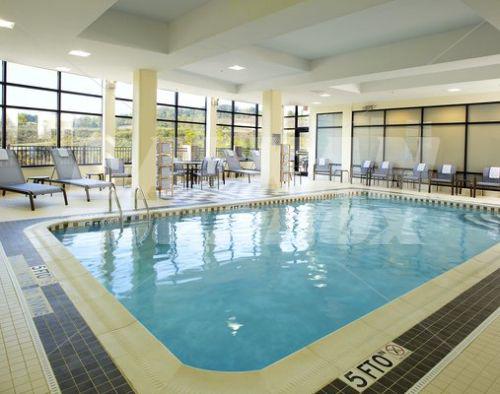 почивка в Courtyard by Marriott Pittsburgh Airport Settlers Ridge