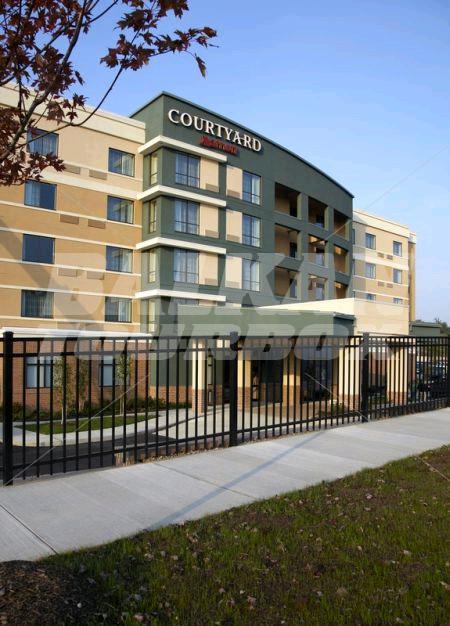 почивка в Courtyard by Marriott Pittsburgh Airport Settlers Ridge