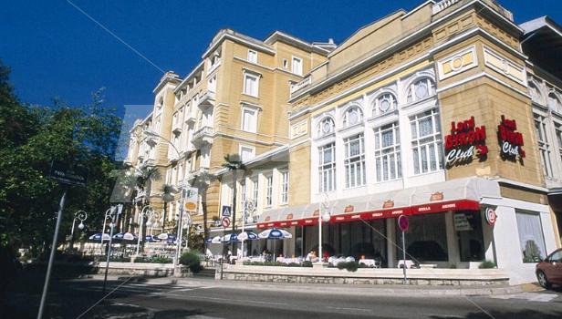 holiday in Imperial