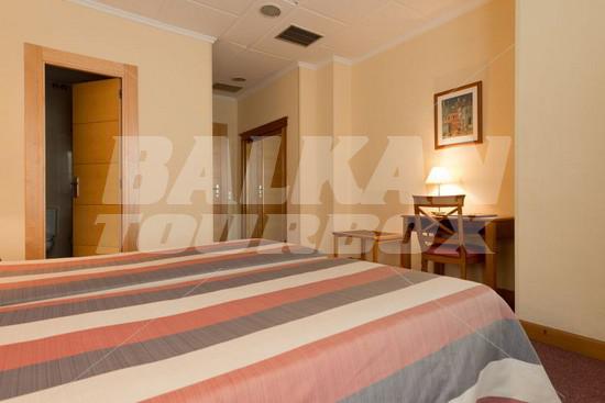 holiday in Mediterraneo