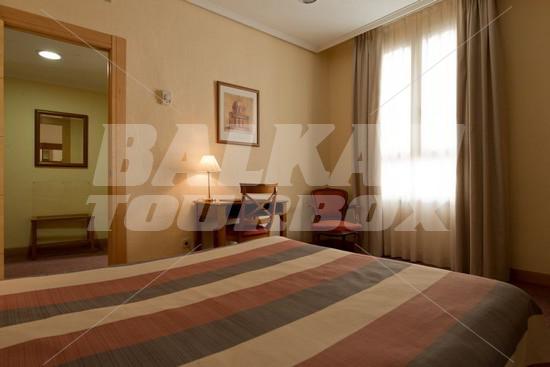 holiday in Mediterraneo
