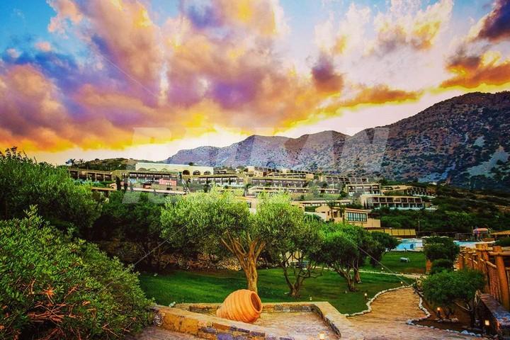 почивка в  Blue Palace A Luxury Collection Resort and SPA
