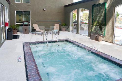 почивка в Fairfield Inn & Suites by Marriott San Francisco Airport/Millbrae