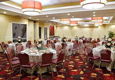 почивка в Courtyard by Marriott Miami Downtown