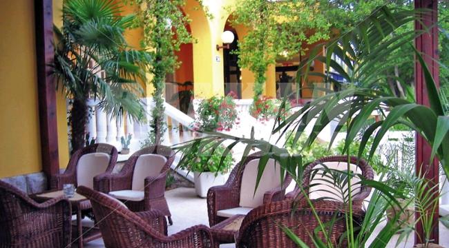 holiday in Riviera