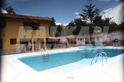 holiday in Mabey Urubamba