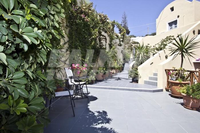 holiday in Ersi Villas