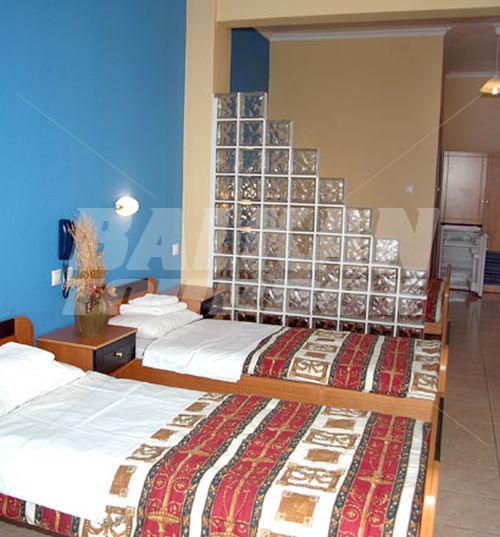 почивка в Zefyros Hotel