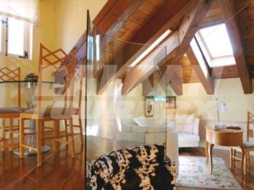 holiday in The Pucic Palace