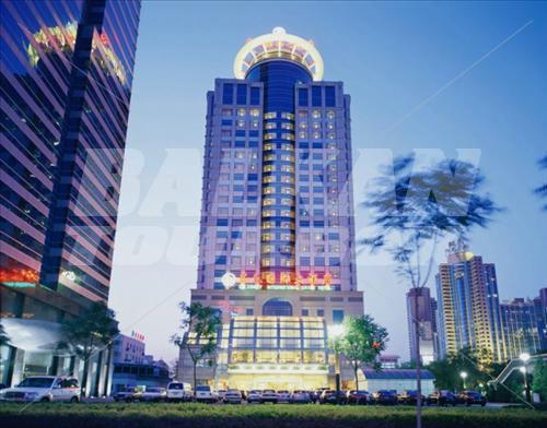 почивка в  Celebrity International Grand