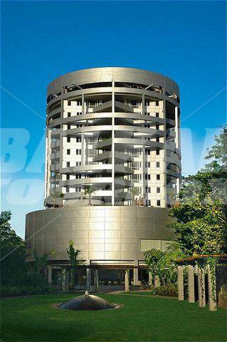 holiday in Taj Wellington Mews Mumbai