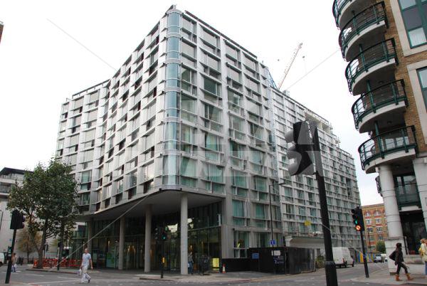 почивка в  Think Apartments Earls Court London