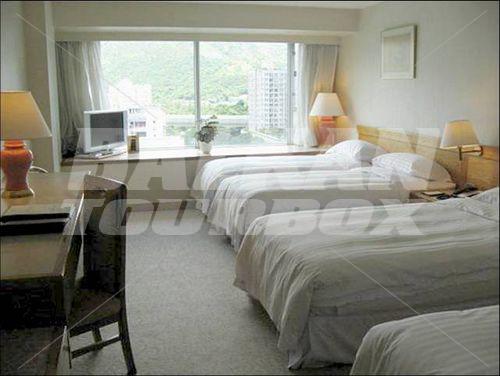 holiday in Regal Riverside