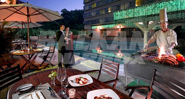 holiday in Regal Riverside