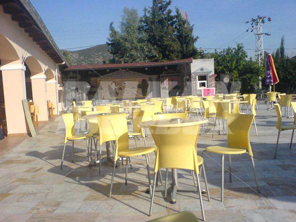 holiday in Pigale Family Club