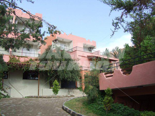 holiday in Pigale Family Club