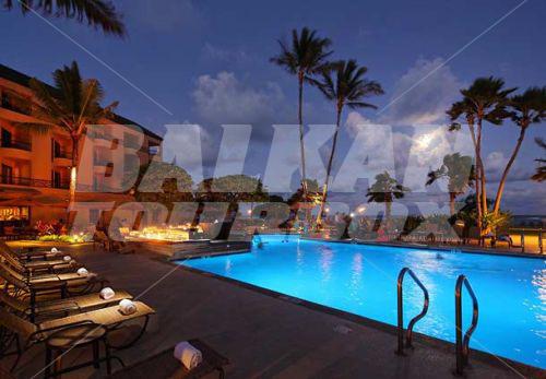 почивка в Courtyard by Marriott Kauai at Coconut Beach
