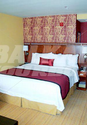 почивка в Courtyard by Marriott Phoenix West/Avondale