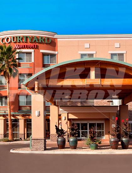 почивка в Courtyard by Marriott Phoenix West/Avondale