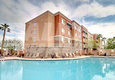почивка в Courtyard by Marriott Phoenix West/Avondale
