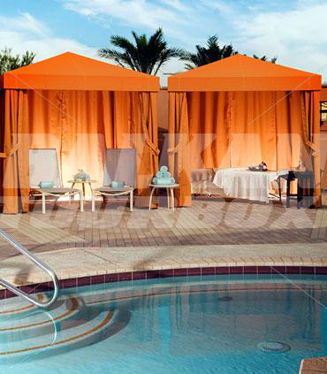 почивка в Renaissance by Marriott Phoenix Glendale Hotel & Spa