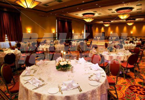 почивка в Renaissance by Marriott Phoenix Glendale Hotel & Spa