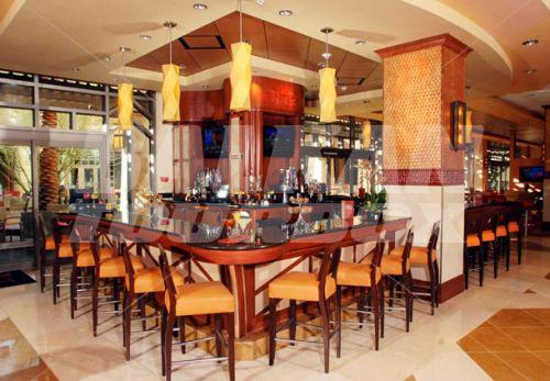 почивка в Renaissance by Marriott Phoenix Glendale Hotel & Spa