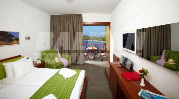 holiday in Skiathos Palace