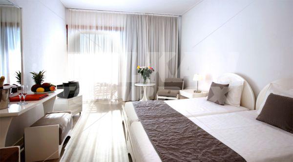 holiday in Skiathos Palace