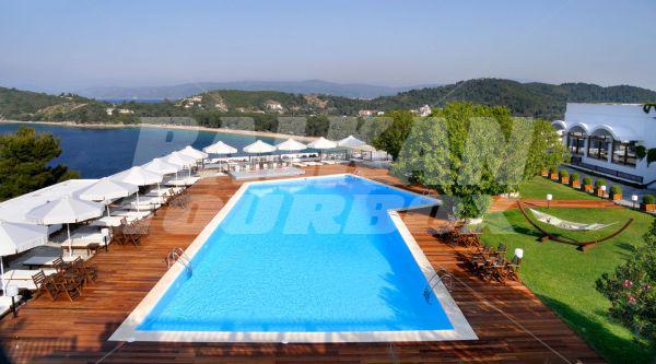holiday in Skiathos Palace
