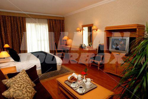почивка в Crowne Plaza