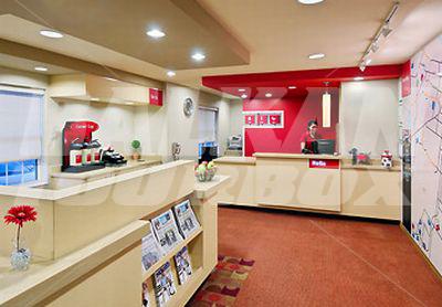 почивка в TownePlace Suites by Marriott Savannah Midtown