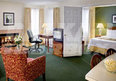 почивка в Residence Inn by Marriott Philadelphia Airport