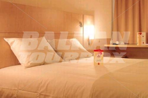 почивка в Ibis Luxembourg Airport