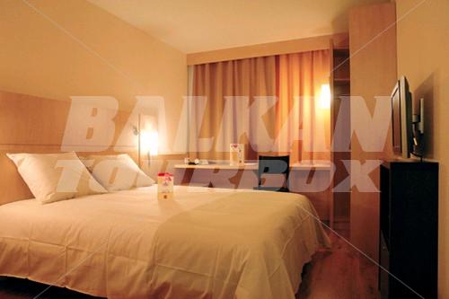 почивка в Ibis Luxembourg Airport