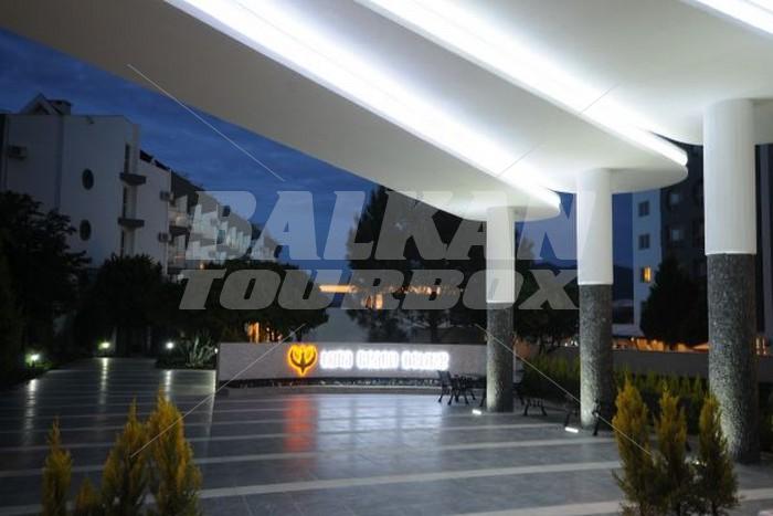почивка в Luna Beach Deluxe