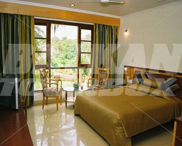 почивка в Vainguinim Valley Resort Goa