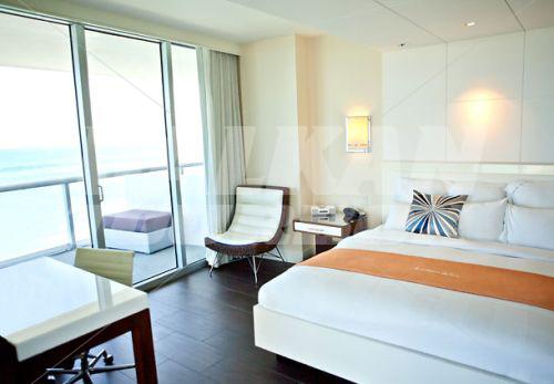 почивка в Eden Roc Renaissance by Marriott Miami Beach