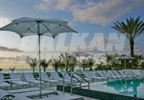 почивка в Eden Roc Renaissance by Marriott Miami Beach